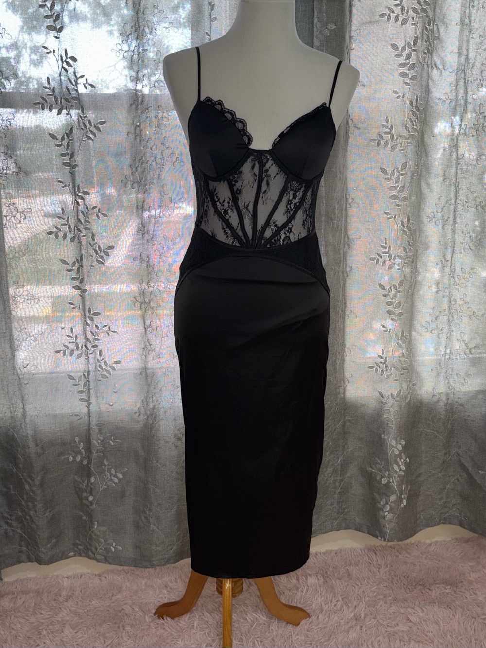 Missguided Plus Black Lace Corset Midi Dress
